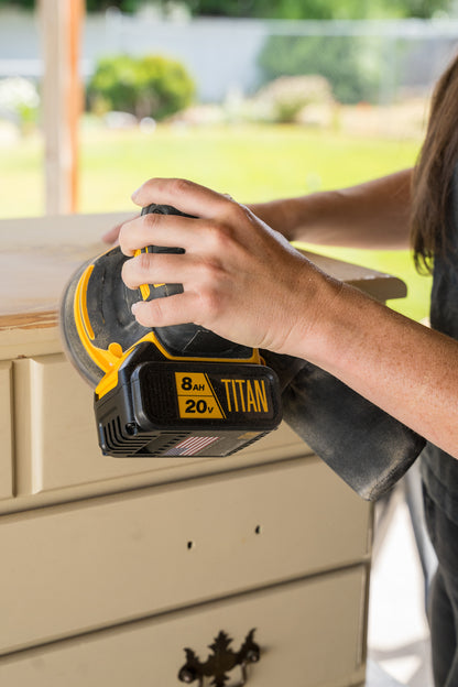 Titan 8Ah 20V for Dewalt