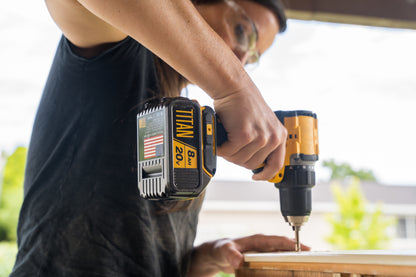 Titan 8Ah 20V for Dewalt